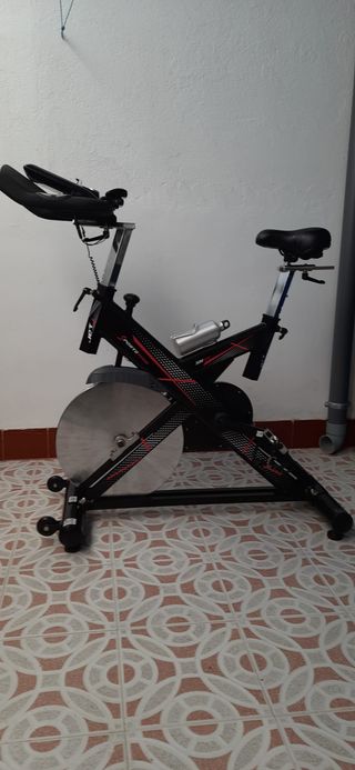 Bicicleta Estática SportsTech SH400