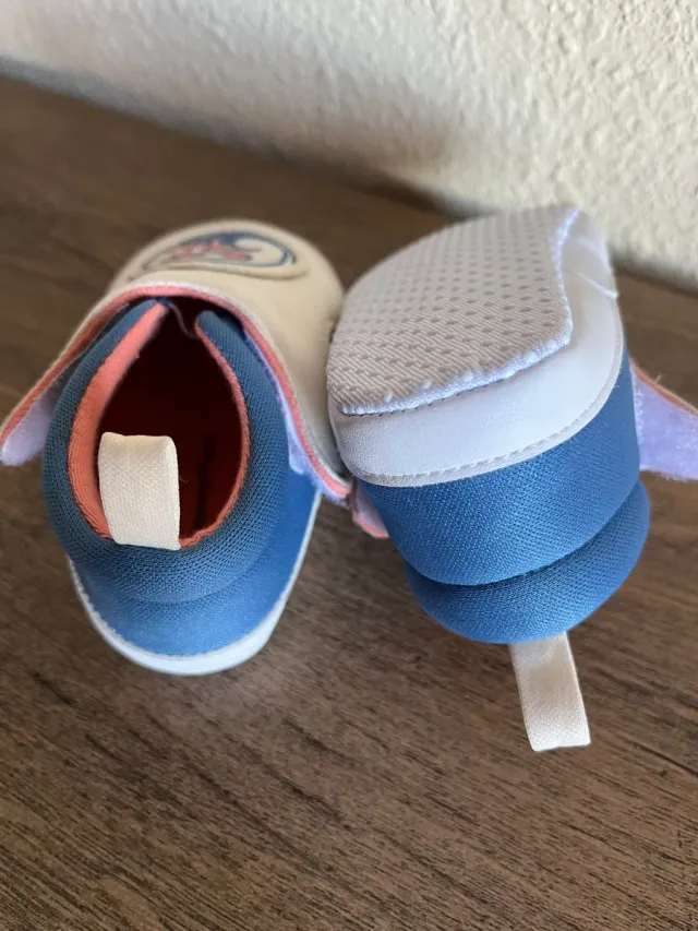 Zapatos de bebé Disney Pixar