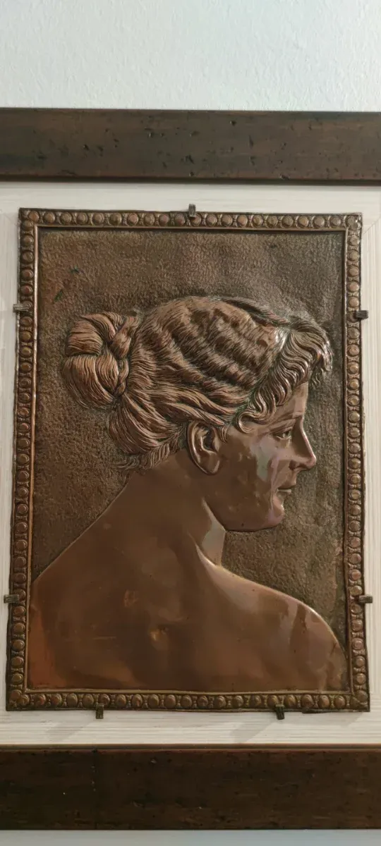 Cuadro de cobre con marco de madera