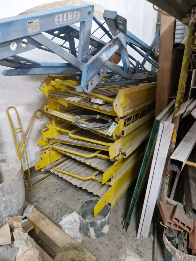 Materiales de construcción varios