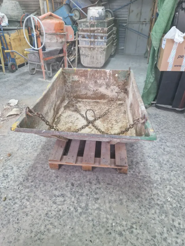 Materiales de construcción varios