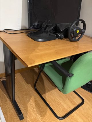 Mesa de oficina y silla verde. Válido para Gamer 