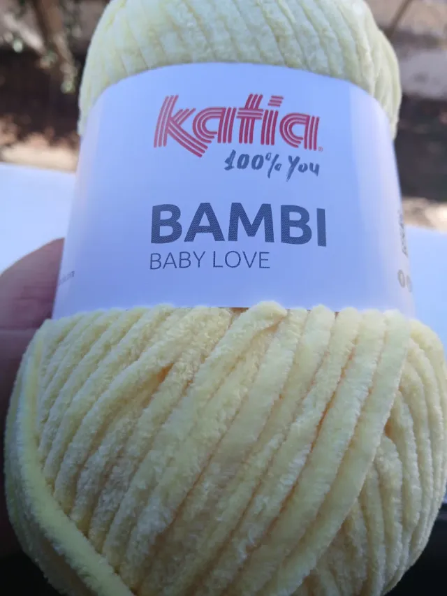 Ovillo lana Katia Bambi Baby Love