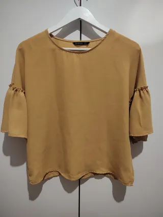 Blusa Stradivarius boho mostaza talla M