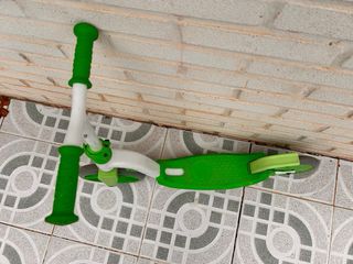 Patinete infantil evolutivo verde