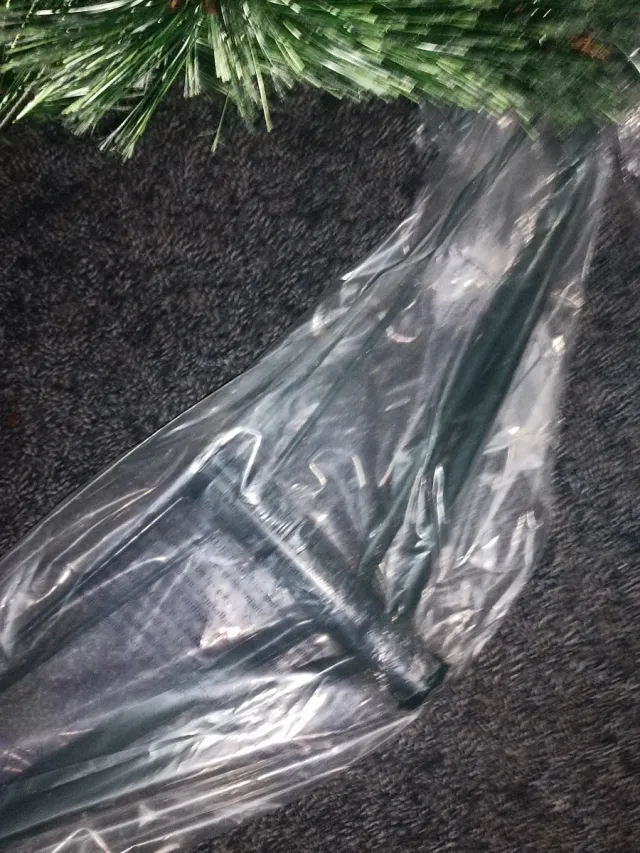 Set albero di Natale 110 cm + vaso da 100 ornamenti