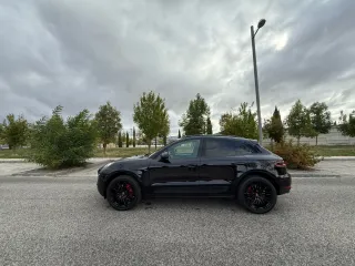 Porsche Macan GTS pack black edition