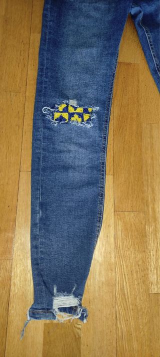 Vaqueros mujer M/38 con parches florales