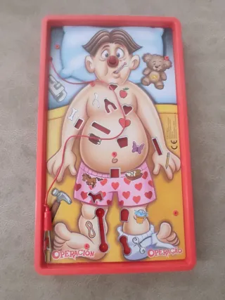 Juego de mesa Operación (Español/Portugués)