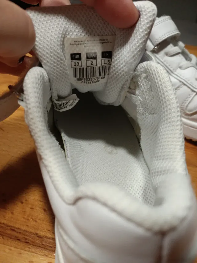 Zapatos Fila Blancos Talla 33