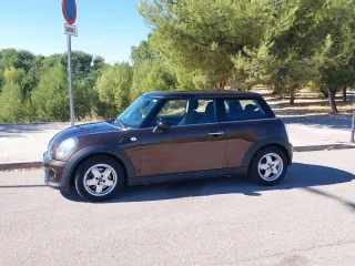 MINI One D 2011