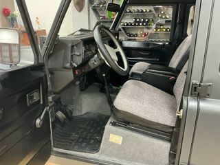 Land Rover Santana 2500DL