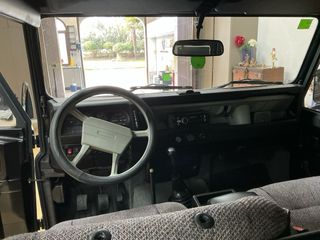 Land Rover Santana 2500DL