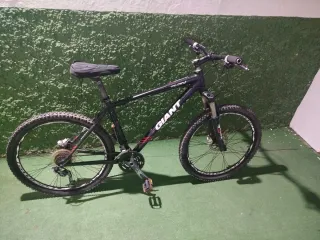 Bicicleta GIANT TALON