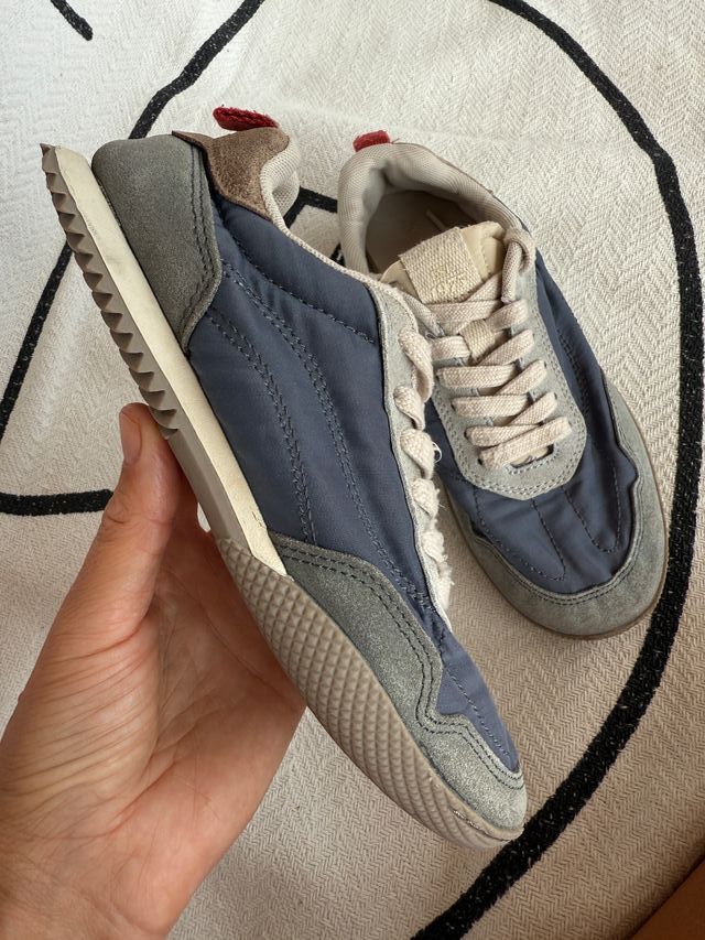 Zapatillas para niño Zara kids, talla 35, muy cómo