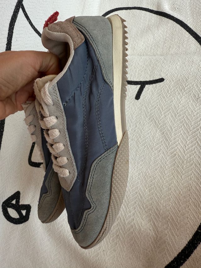 Zapatillas para niño Zara kids, talla 35, muy cómo
