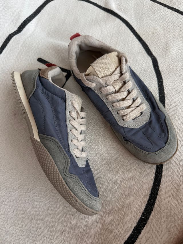 Zapatillas para niño Zara kids, talla 35, muy cómo