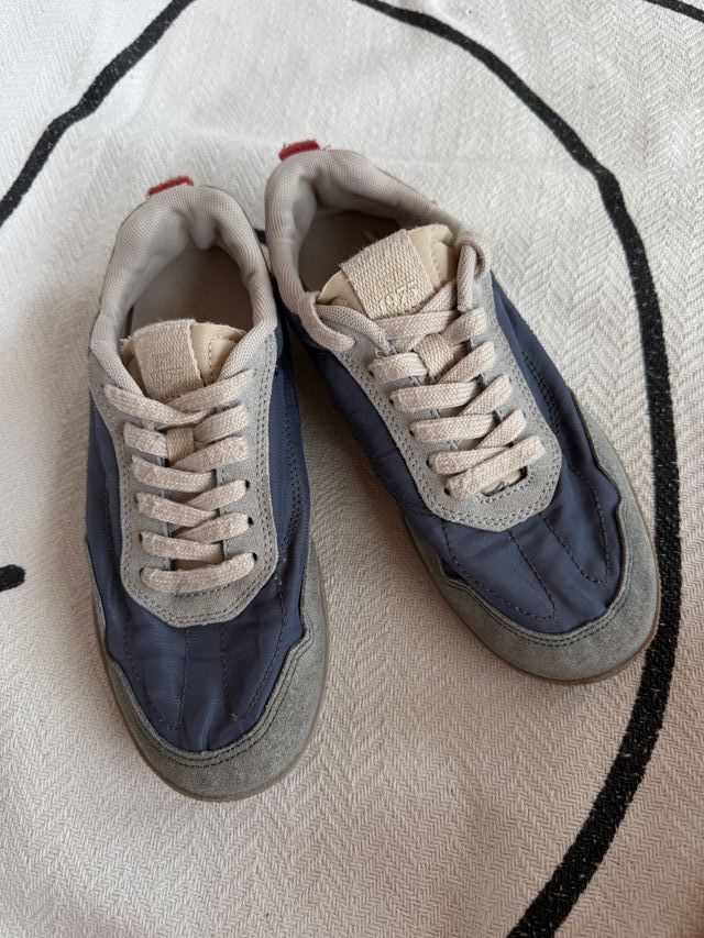 Zapatillas para niño Zara kids, talla 35, muy cómo