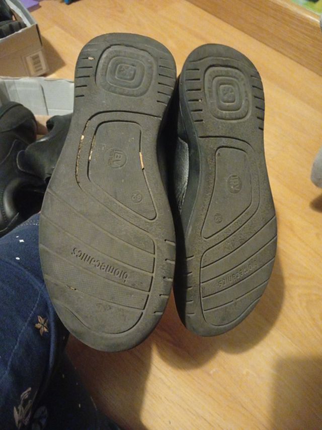 Zapatos Biomecanics niño negro T33