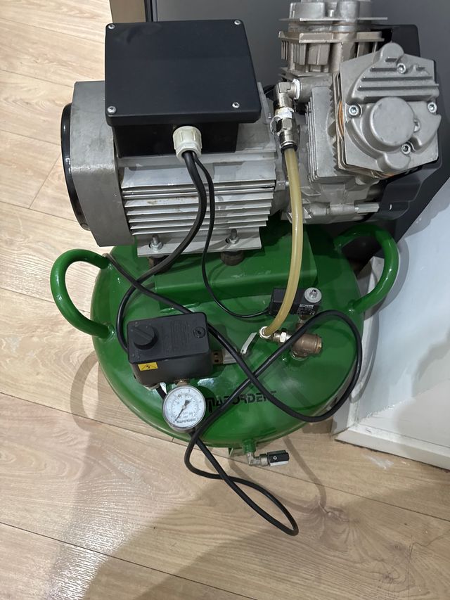 Compresor Dental Verde