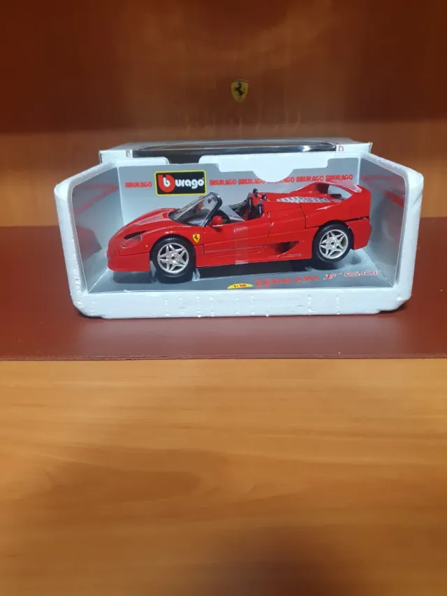 Ferrari F50 Bburago  scala da 1/18
