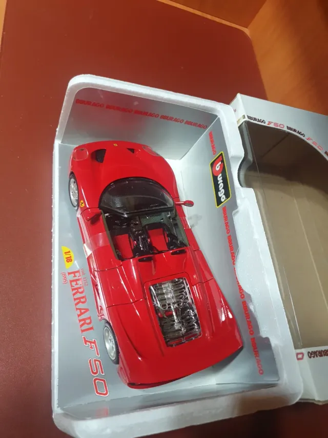Ferrari F50 Bburago  scala da 1/18