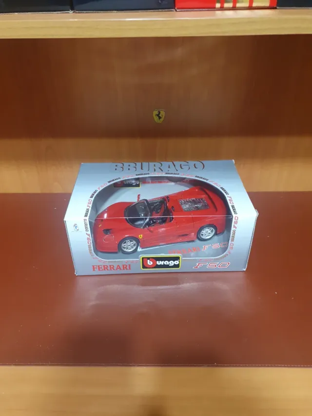 Ferrari F50 Bburago  scala da 1/18