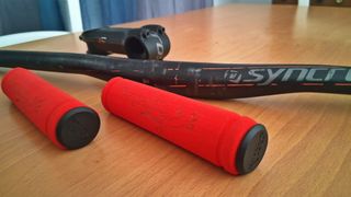 Guiador Syncros + Avanço + Punhos Propalm