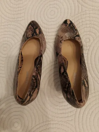 Zapatos de tacón Graceland estampado serpiente
