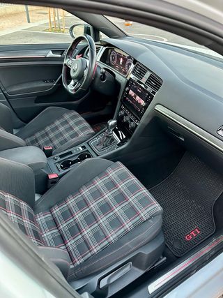 🚘 Golf 7.5 GTI 245cv Performance