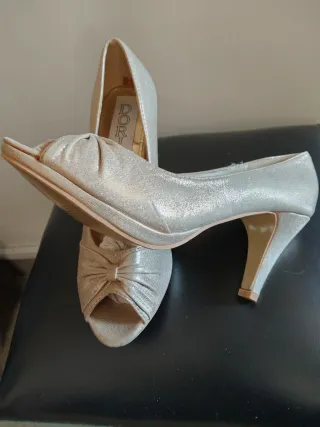 Sandalias Dori Fiesta Doradas 