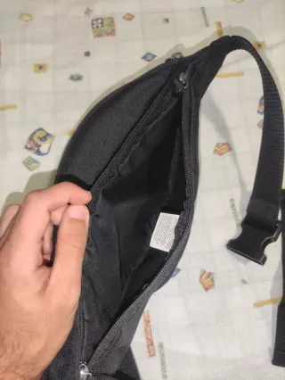 Riñonera Nike Negra