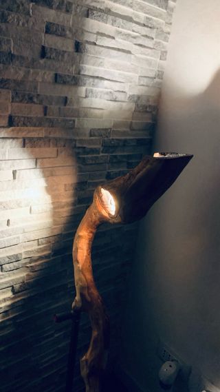 Lampada in ulivo