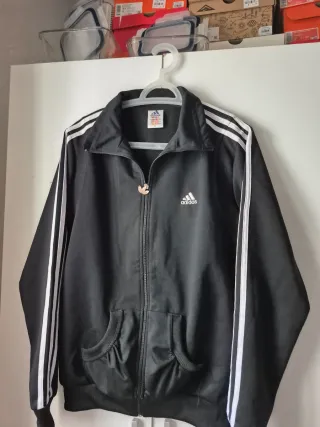 Chándal Adidas Negro 10 euros 