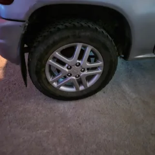 Mitsubishi Montero 2004