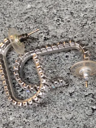 Orecchini bigiotteria con strass