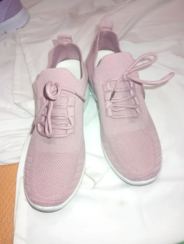 Zapatillas deportivas chica rosa y blanco