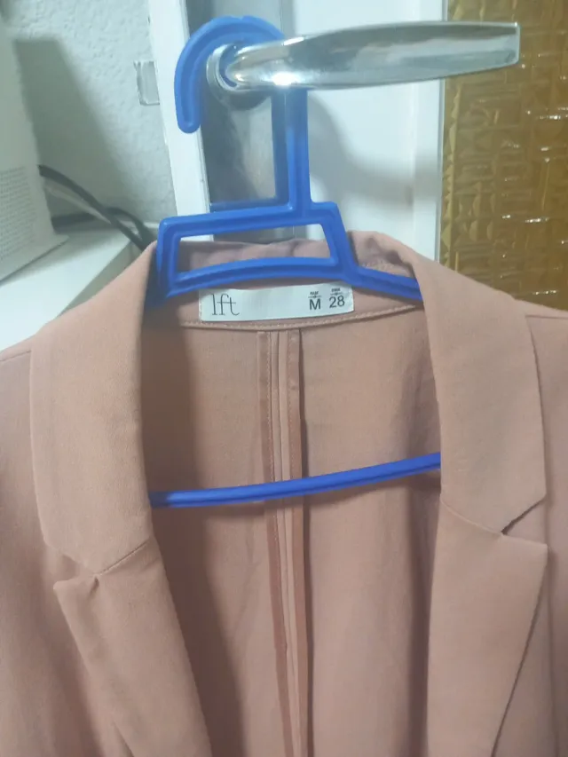 Americana rosa talla M