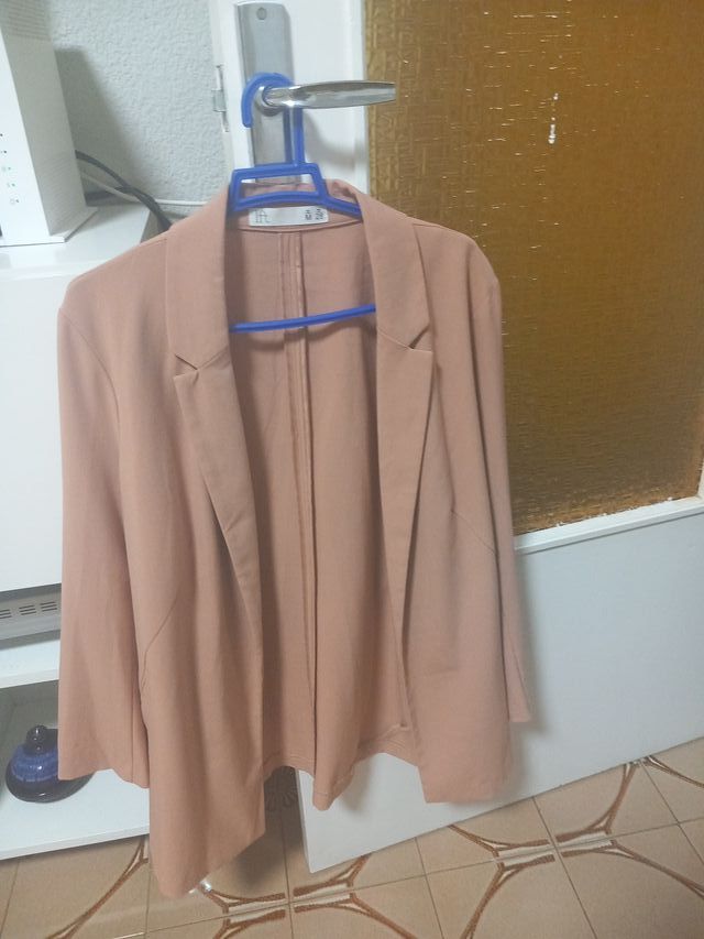 Americana rosa talla M