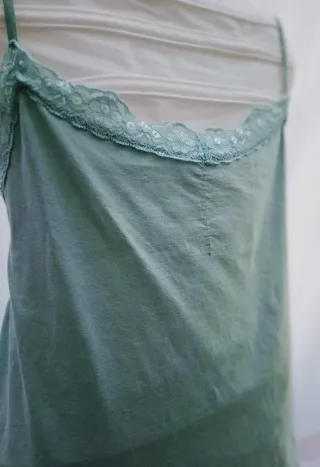 Top lencero verde talla 46. 48. Nuevo. Mint.