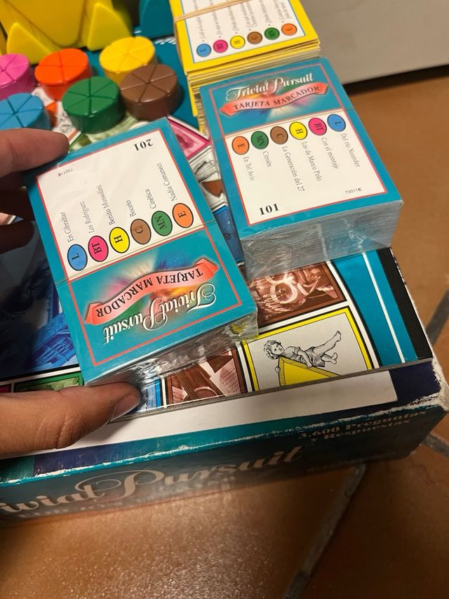 Trivial Pursuit Edición Familiar Juego Mesa