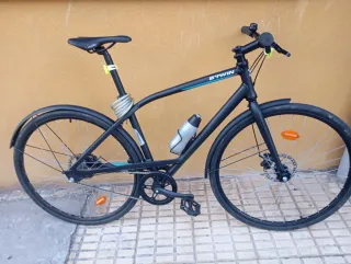 Bicicleta B'TWIN Negra