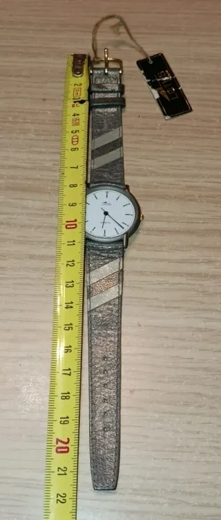 Reloj Lotus Vintage Plata y Negro