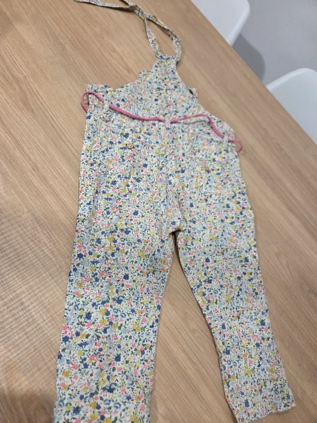 Buzo estampado floral bebé