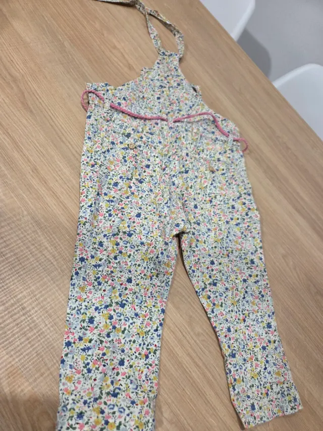 Buzo estampado floral bebé