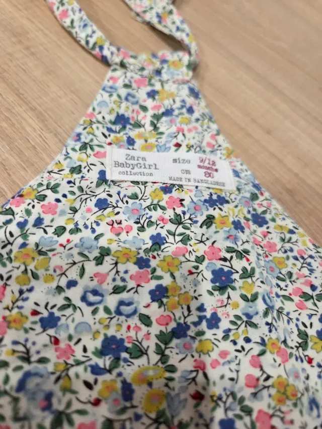 Buzo estampado floral bebé