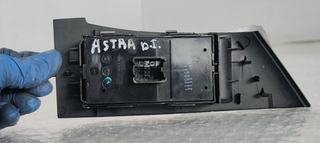 MANDO ELEVALUNAS DELANTERO IZQUIERDO OPEL ASTRA J