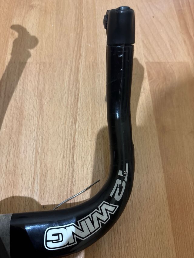 Manillar Aero HED T2 Wing Triatlón