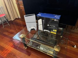 Consola PS5 Nueva con Mando