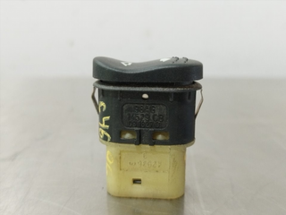 MANDO ELEVALUNAS DELANTERO DERECHO FORD FOCUS BER